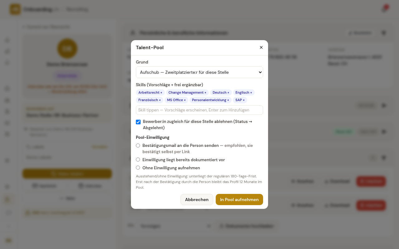 Dialog Talent-Pool mit Auswahlfeld Grund, den erkannten Skills als Abzeichen, der Option die Person zugleich abzulehnen und den drei Möglichkeiten zur Pool-Einwilligung
