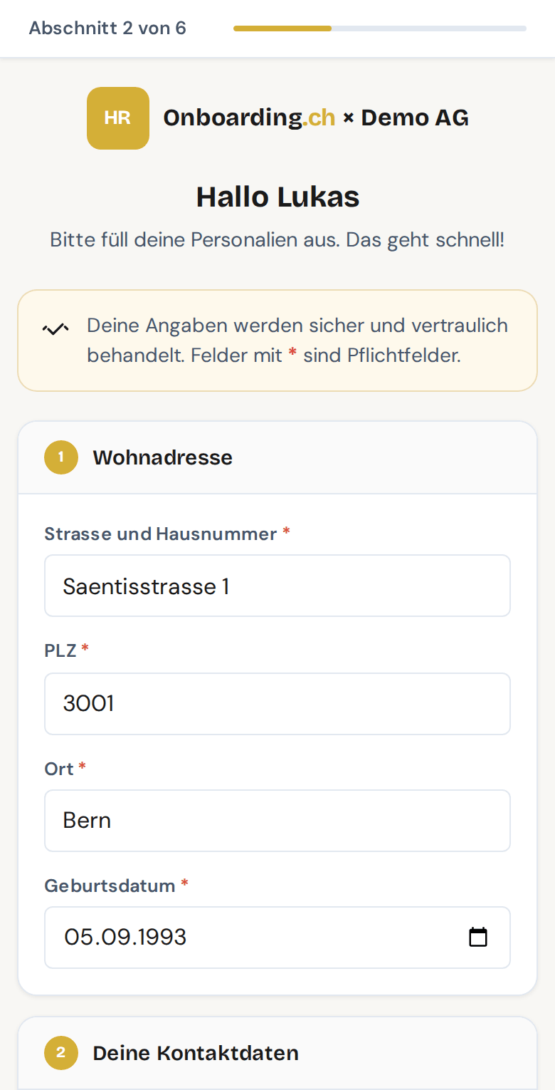 Personalienblatt auf dem Handy: Begrüssung mit Vornamen, Fortschritt und der erste Abschnitt Wohnadresse